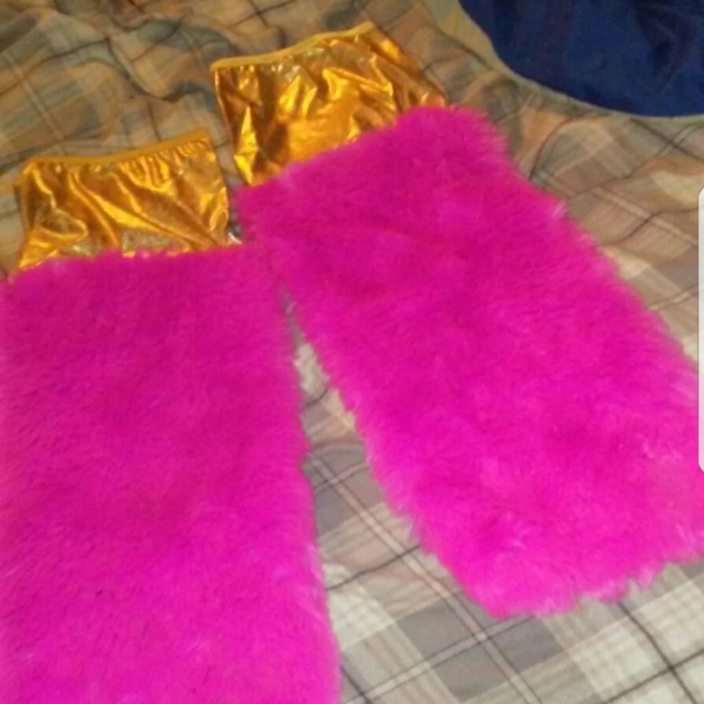 Leg warmers
